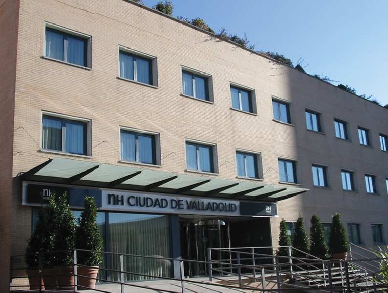 Hotel Ciudad De Valladolid Exteriör bild